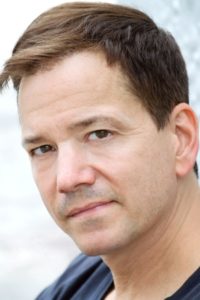 Frank Whaley „Detective Scarfe“ © themoviedb.org